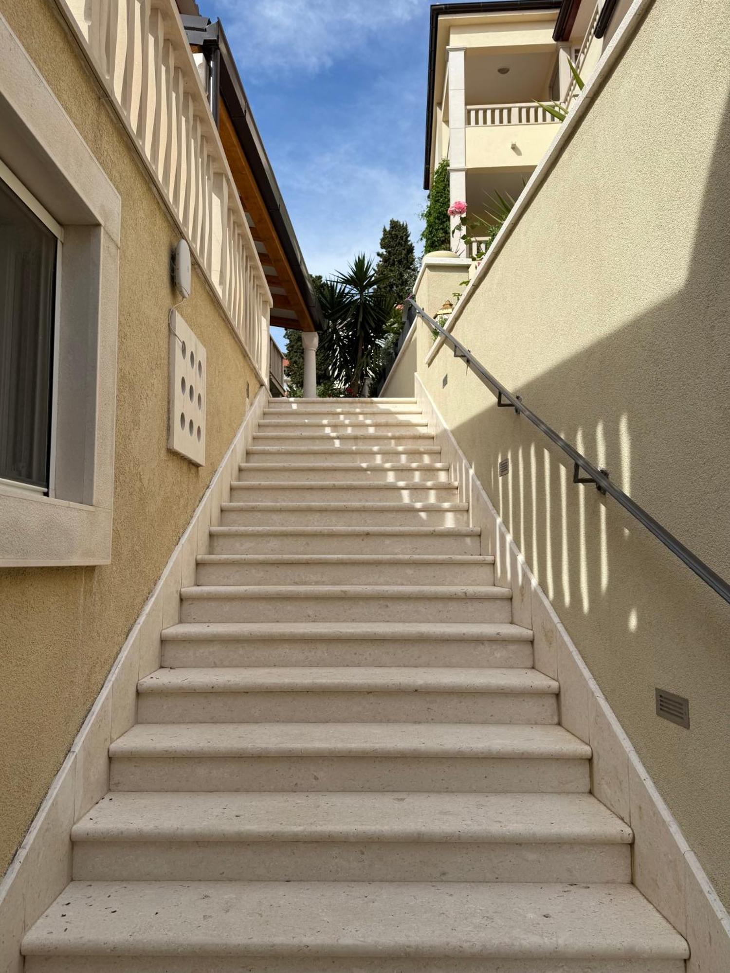Apartments Villa Dinka Hvar Town Exterior photo