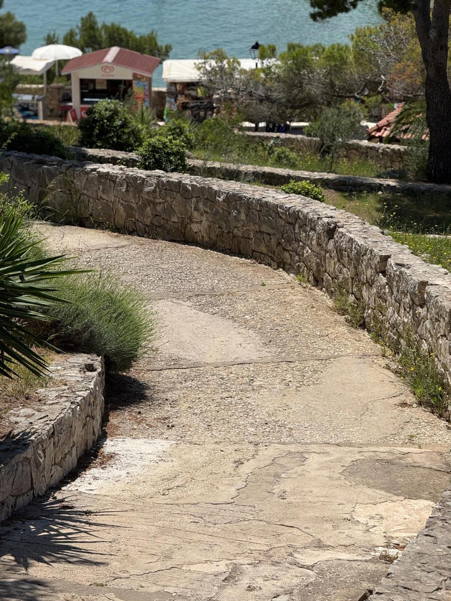Apartments Villa Dinka Hvar Town Exterior photo